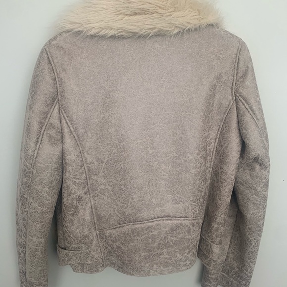 EverNew brand, suede jacket with fur collar. - Picture 2 of 2